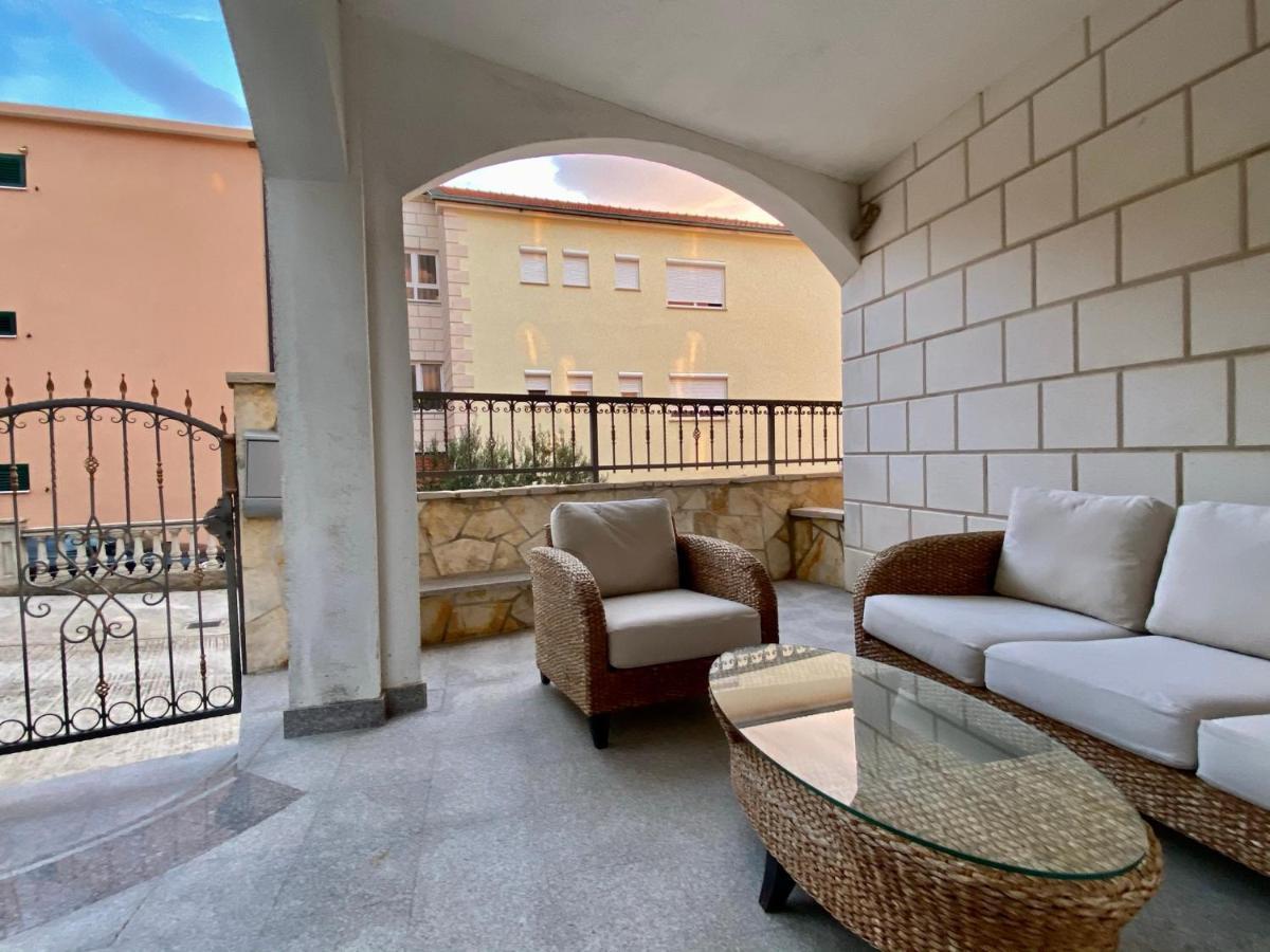 Apartments Grozdana Градац Екстериор снимка